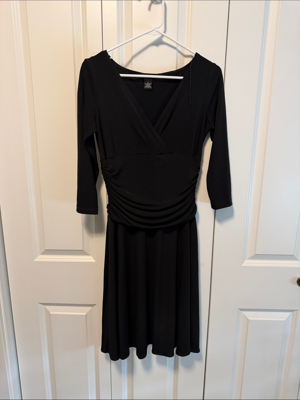 GNW Black Long Sleeve V-Neck Dress